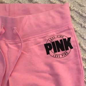 Bubble gum flare sweats 🍬